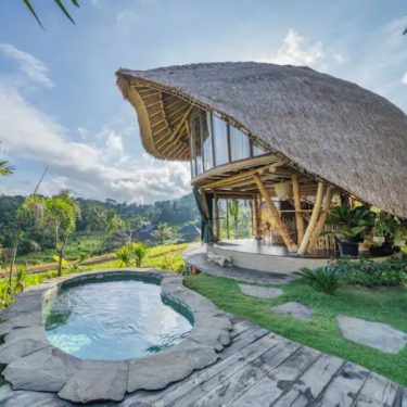 Bali AIRBNB Accommodation group travel