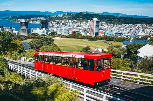red cable car wellington