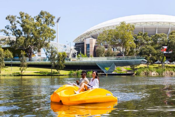 pedal-boat-torrens-river-top-adelaide-attractions-team-trips